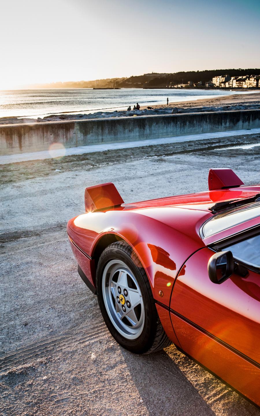  Ferrari GTS Turbo 1986 года  (фото 9 из 27)